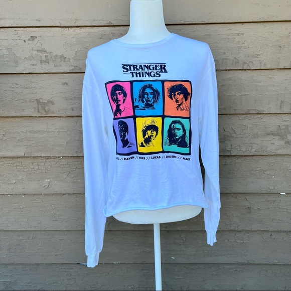 Stranger Things cropped top! - Picture 1 of 5